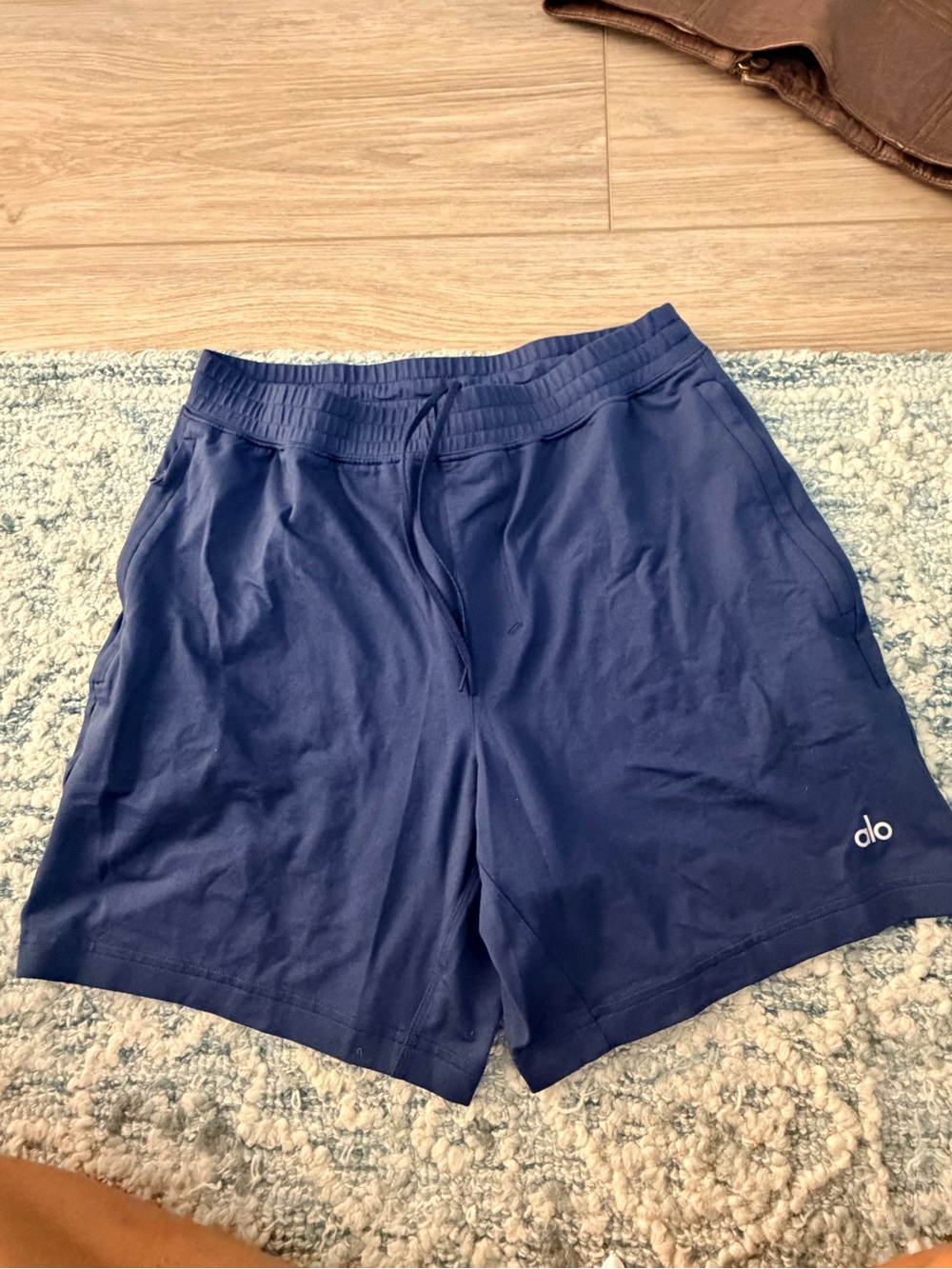 Alo Conquer React Performance Men’s Shorts Size S Navy